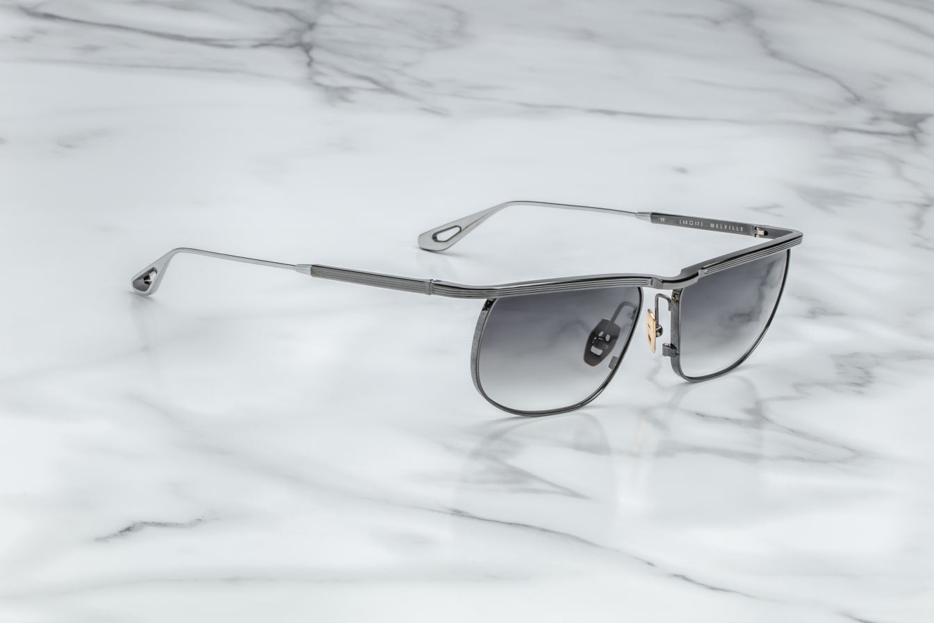 JACQUES_MARIE_MAGE_MELVILLE_BLACK SIDE