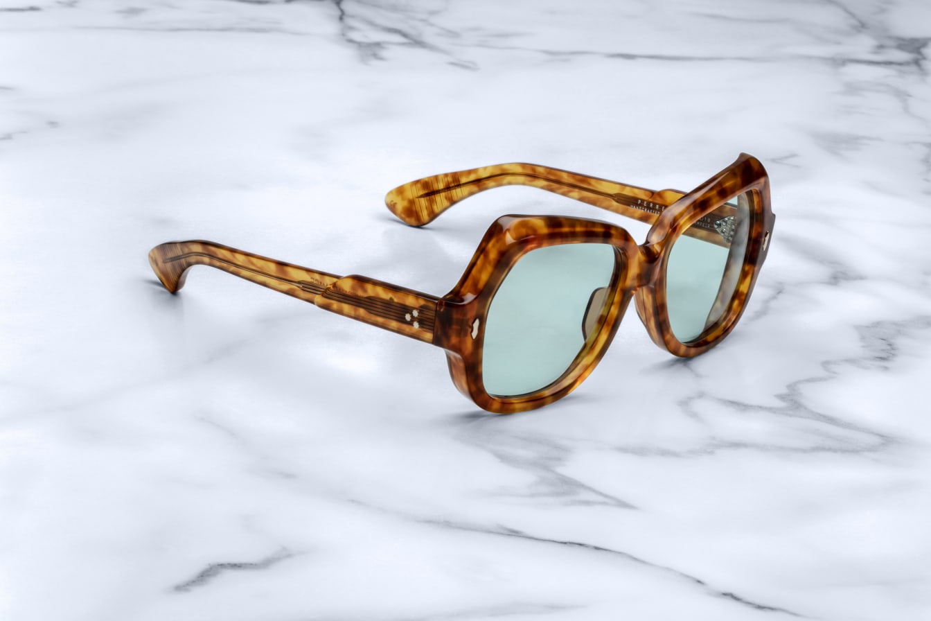 JACQUES MARIE MAGE PERRETI CAMEL SIDE