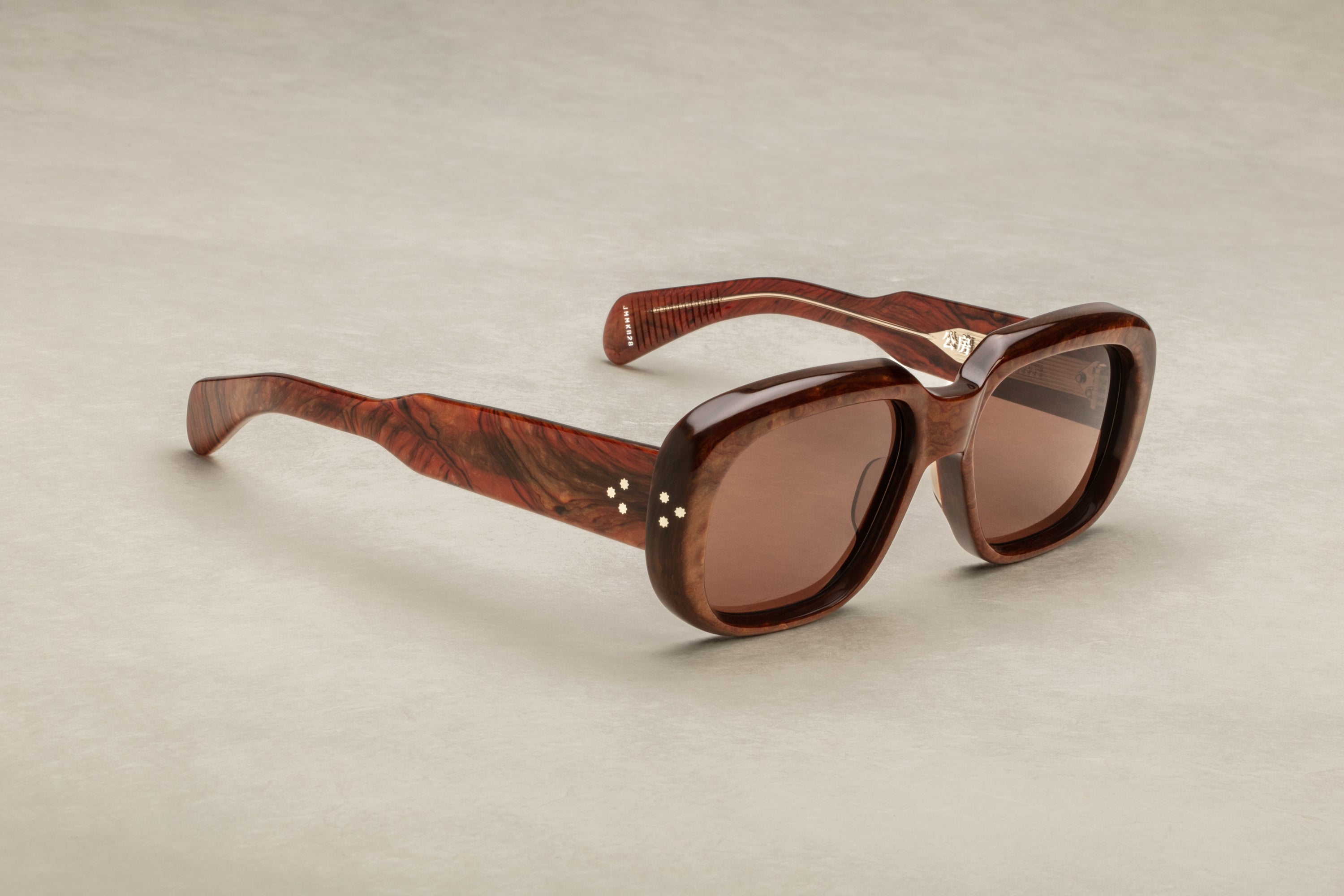 JMM KOBO BURLWOOD SIDE