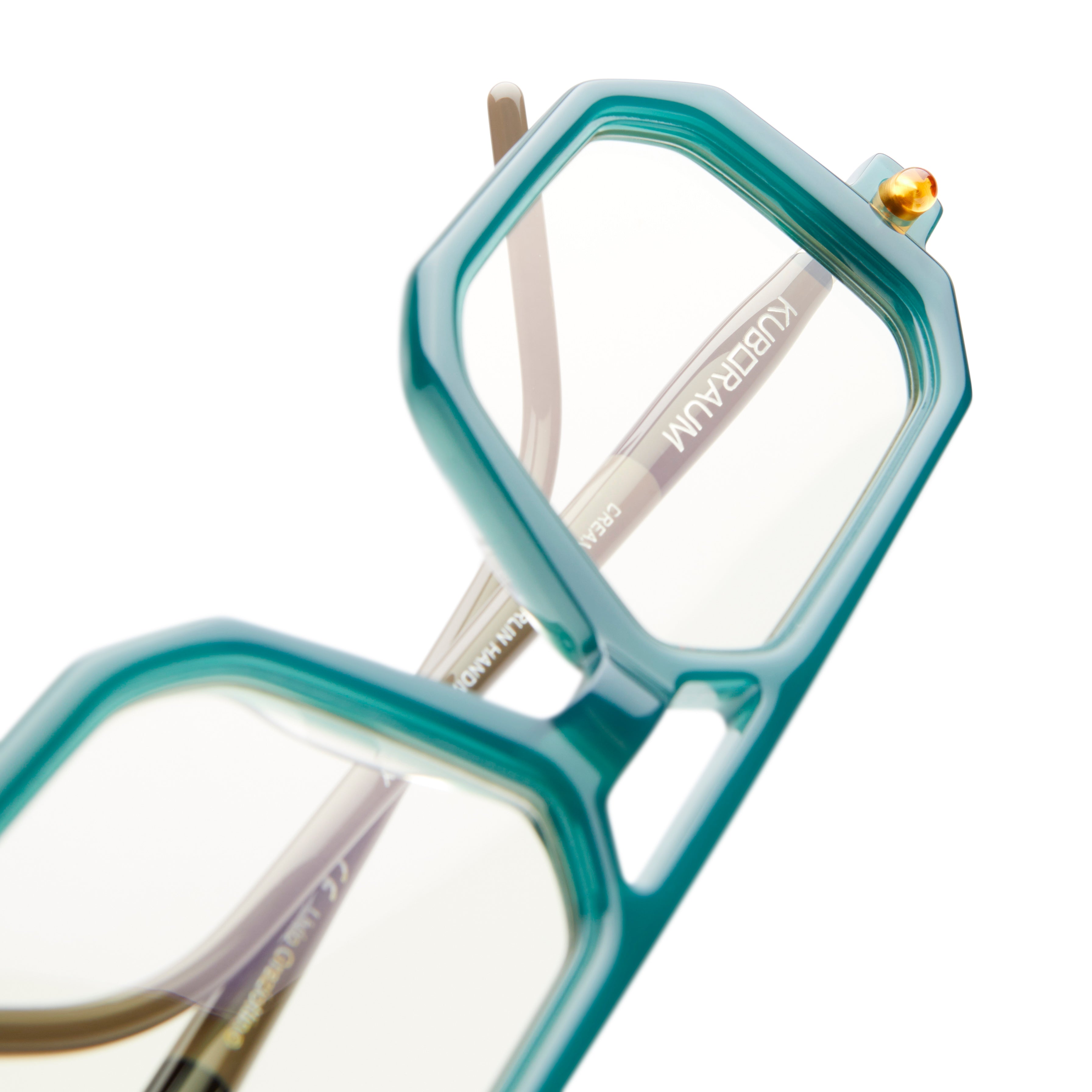 Kuboraum P8 / FRAMED EWE – FRAMED EWE Optical
