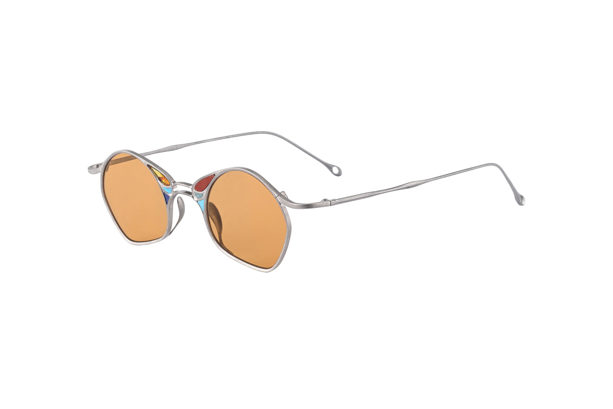 RIGARDS RG1032TI sunglasses by RIGARDS, featuring large, butterfly-shaped amber UV400 sun lenses in a silver frame with thin, curved arms, shown on a white background.