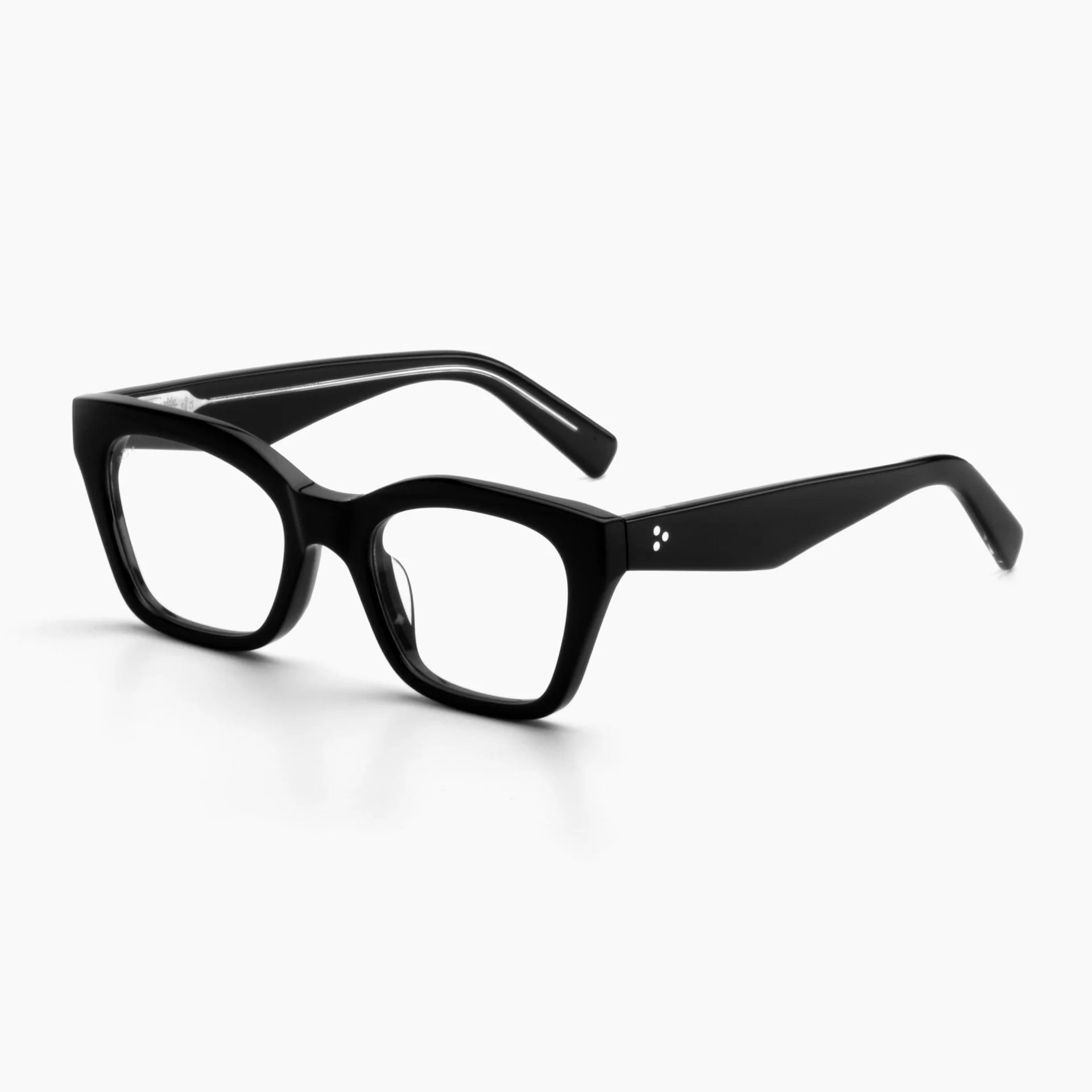 apex-black-optical-02_897f4f08-a69d-4699-bb52-ed843e36b1c4.webp